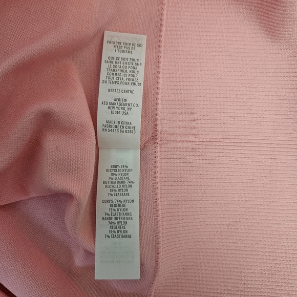 Offline by Aerie Strawberry Mist Sidewalk Seamless Cropped T-shirt Size XXL - Picture 10 of 12
